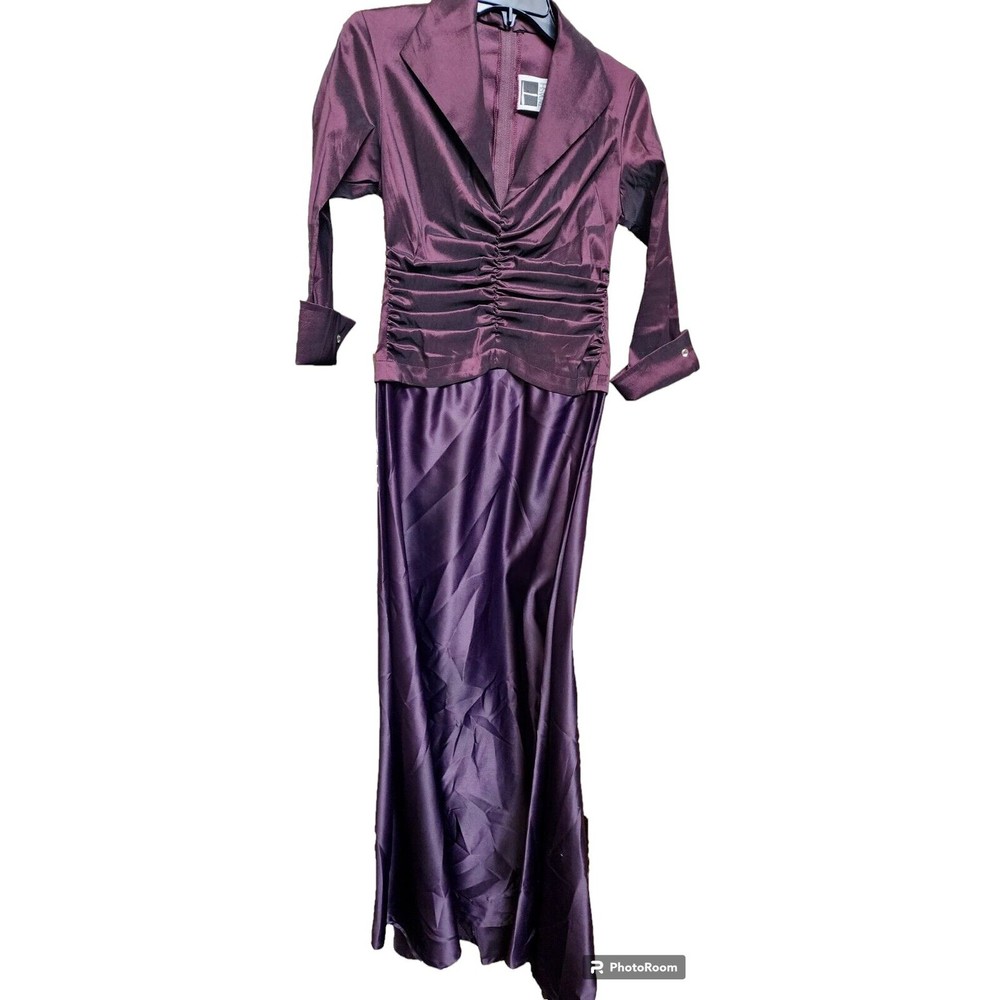 Tadashi Evening Gown by Neiman Marcus Size 4 Jewel Buttons Burgundy/Brown